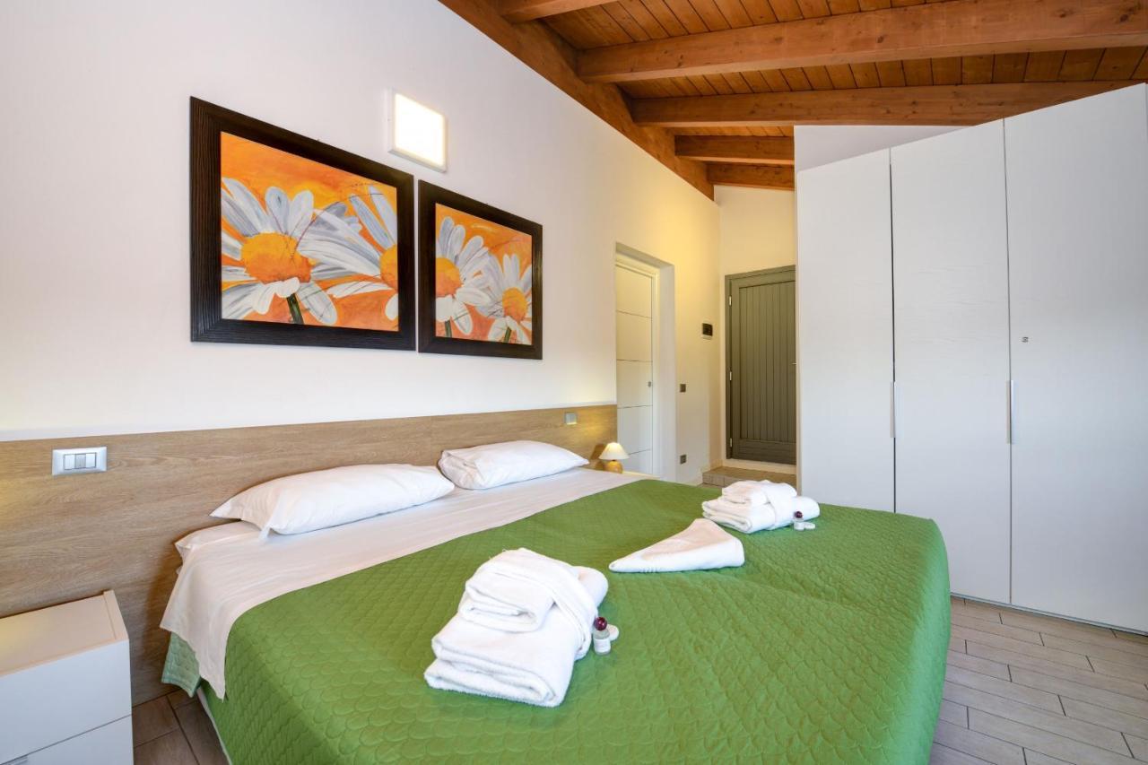 Borgo Gasparina Family Apartments Castelnuovo del Garda Kültér fotó