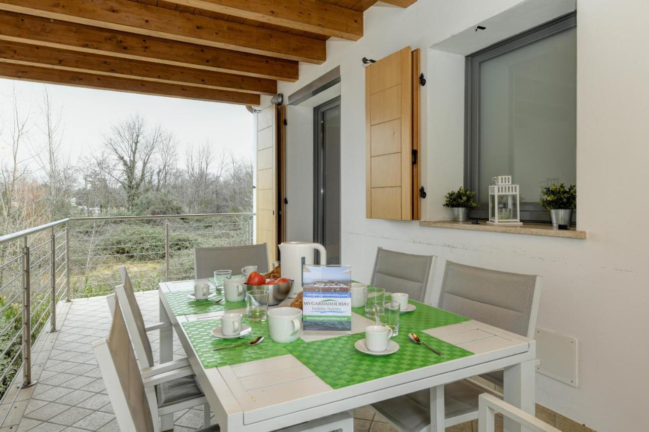 Borgo Gasparina Family Apartments Castelnuovo del Garda Kültér fotó