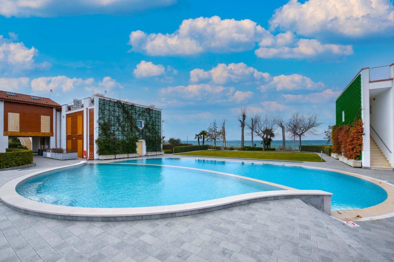 Borgo Gasparina Family Apartments Castelnuovo del Garda Kültér fotó