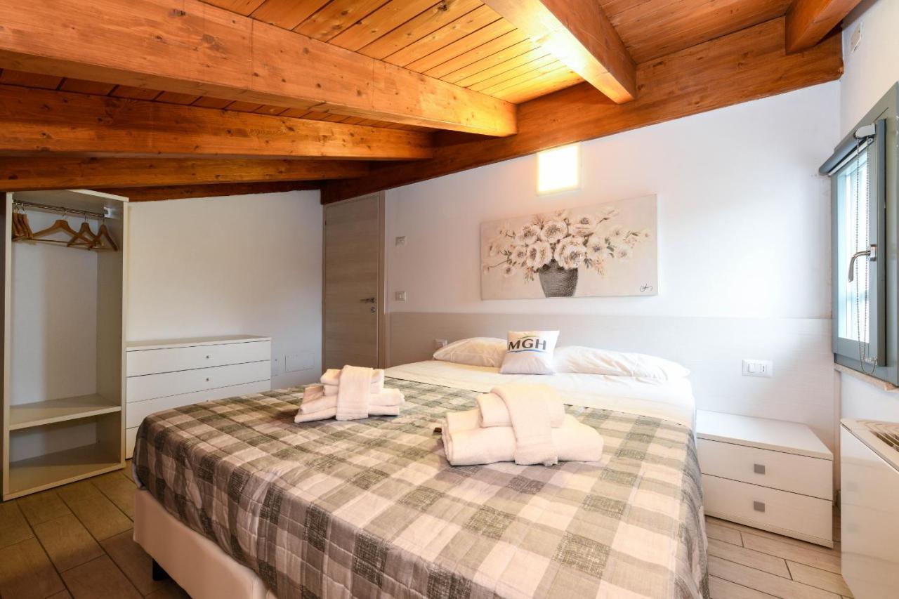 Borgo Gasparina Family Apartments Castelnuovo del Garda Kültér fotó